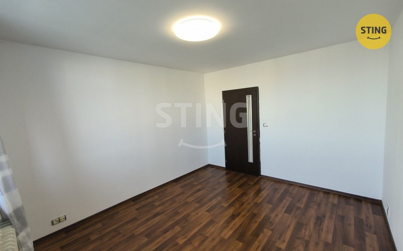 Pronájem bytu 2+1 58 m² - foto 6