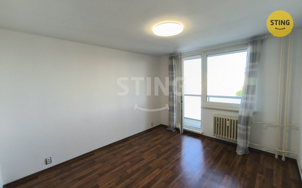 Pronájem bytu 2+1 58 m² - foto 4