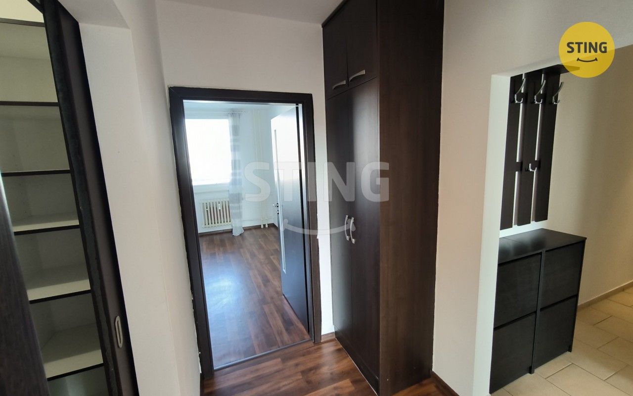 Pronájem bytu 2+1 58 m² - foto 12