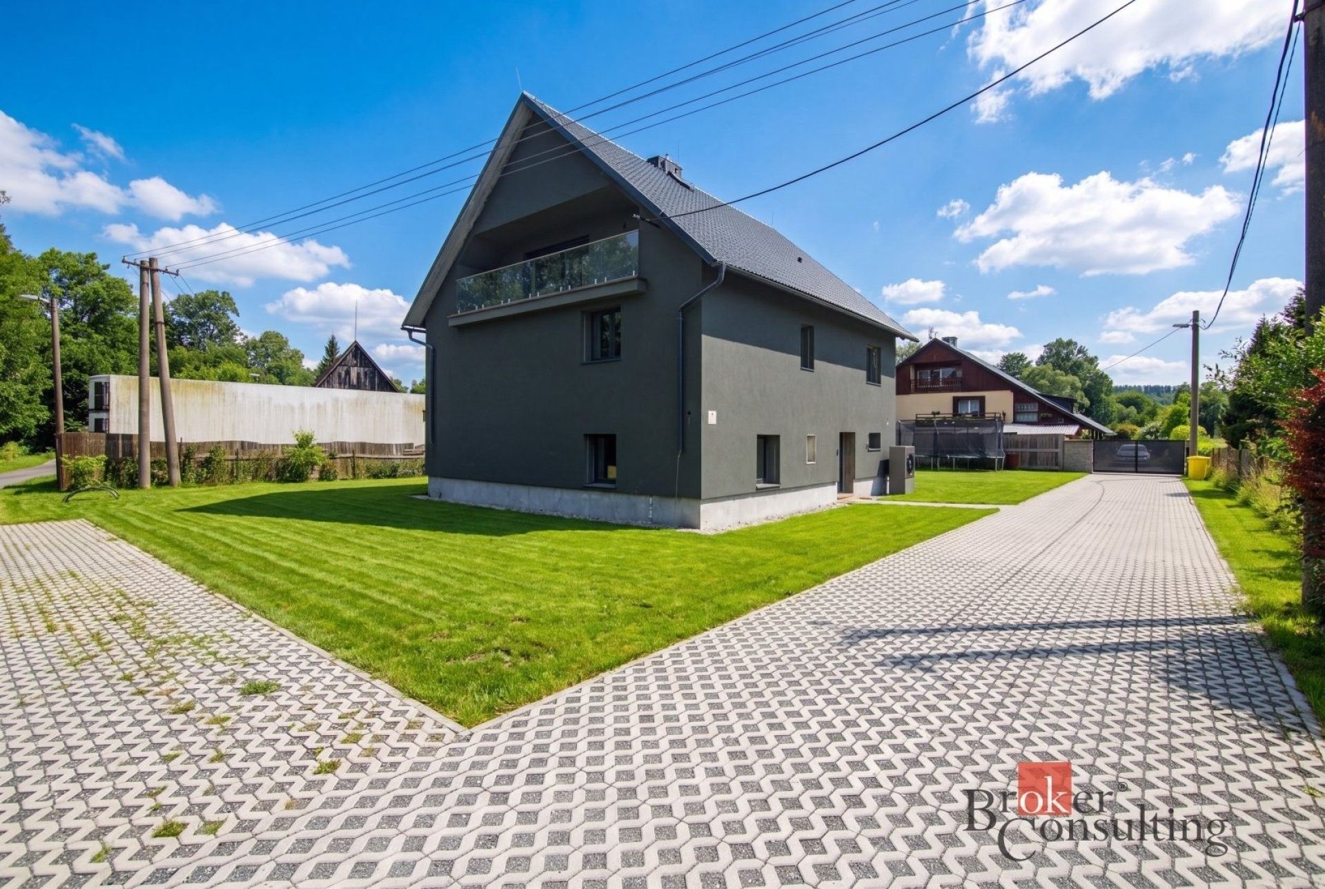 Prodej domu 257 m² - foto 2