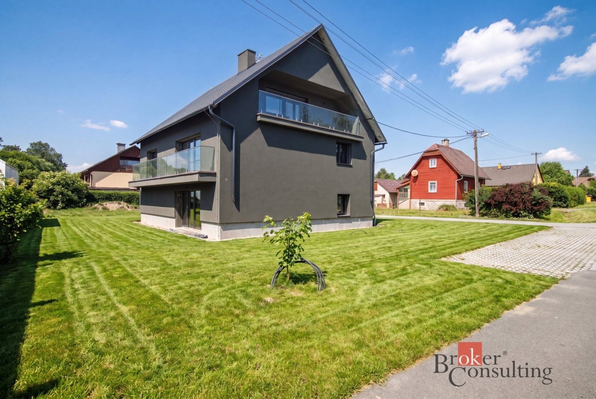 Prodej domu 257 m² - foto 1