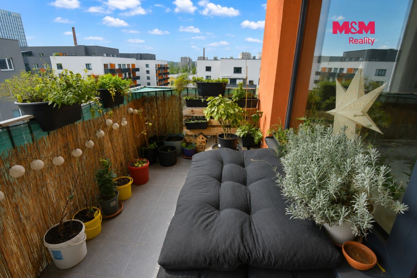 Pronájem bytu 2+kk 58 m² - foto 4