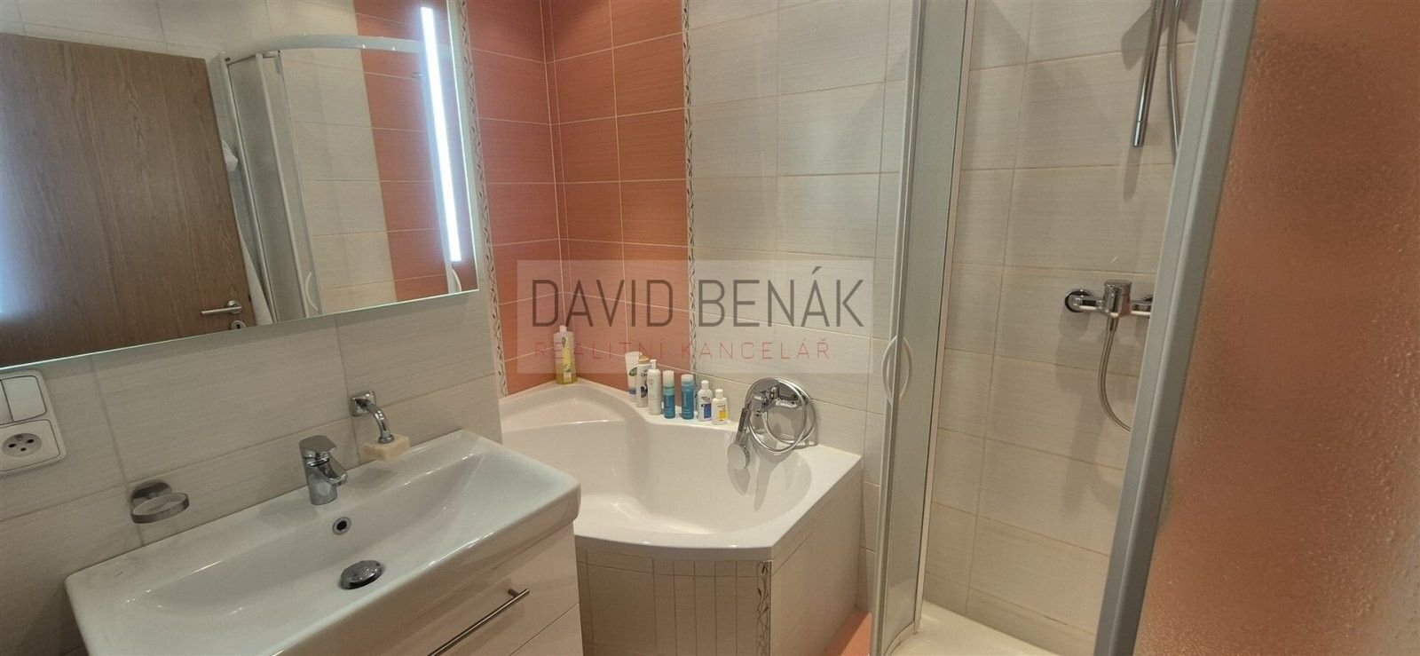 Prodej bytu 2+1 63 m² - foto 18