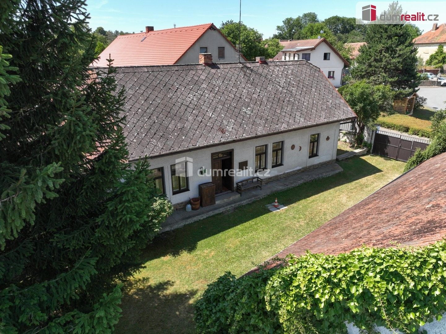 Prodej domu 90 m² - foto 2