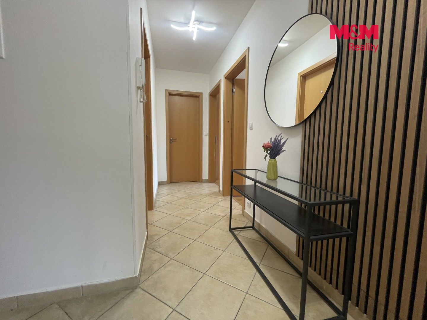 Pronájem bytu 3+kk 83 m² - foto 8