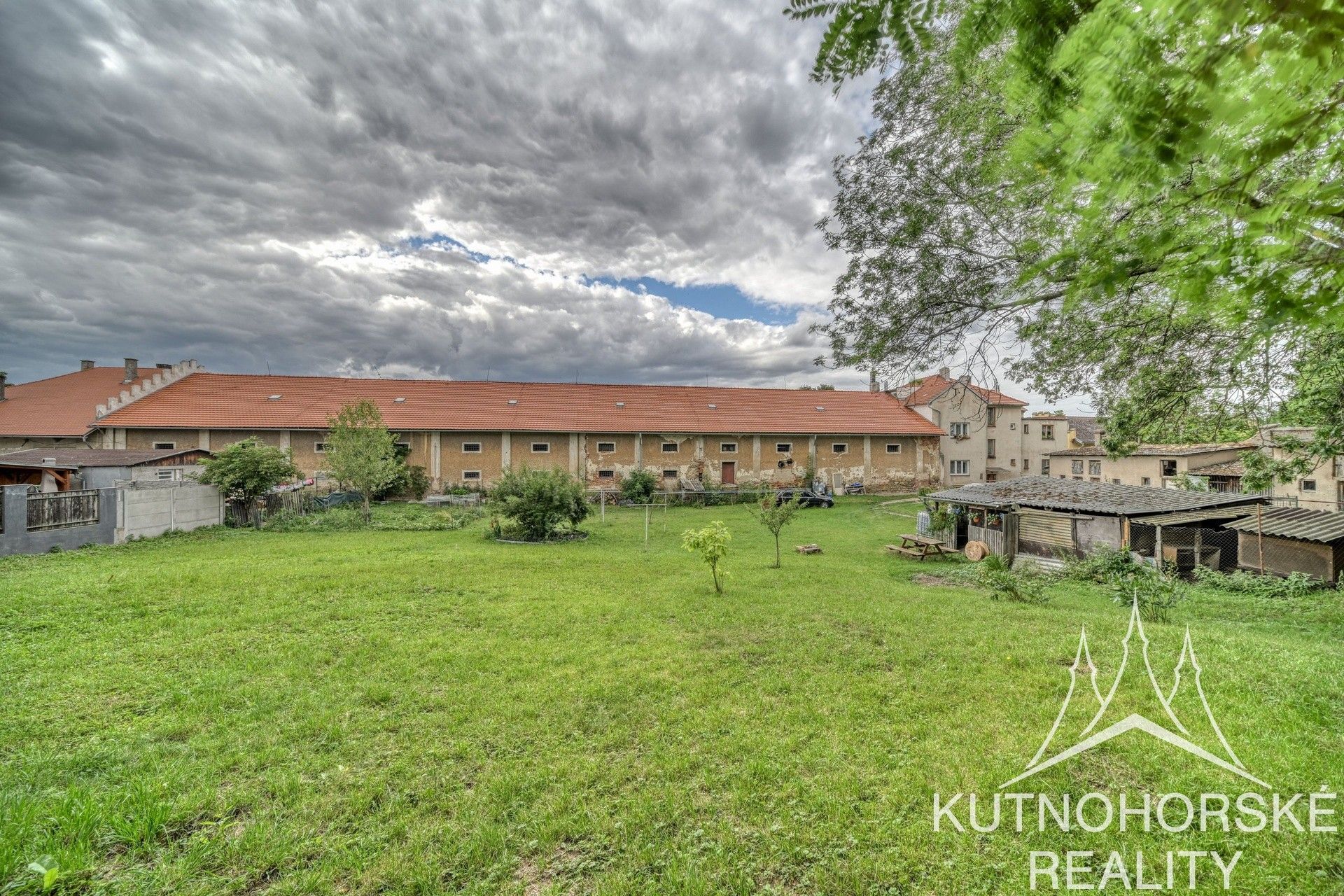 Prodej domu 378 m² - foto 1