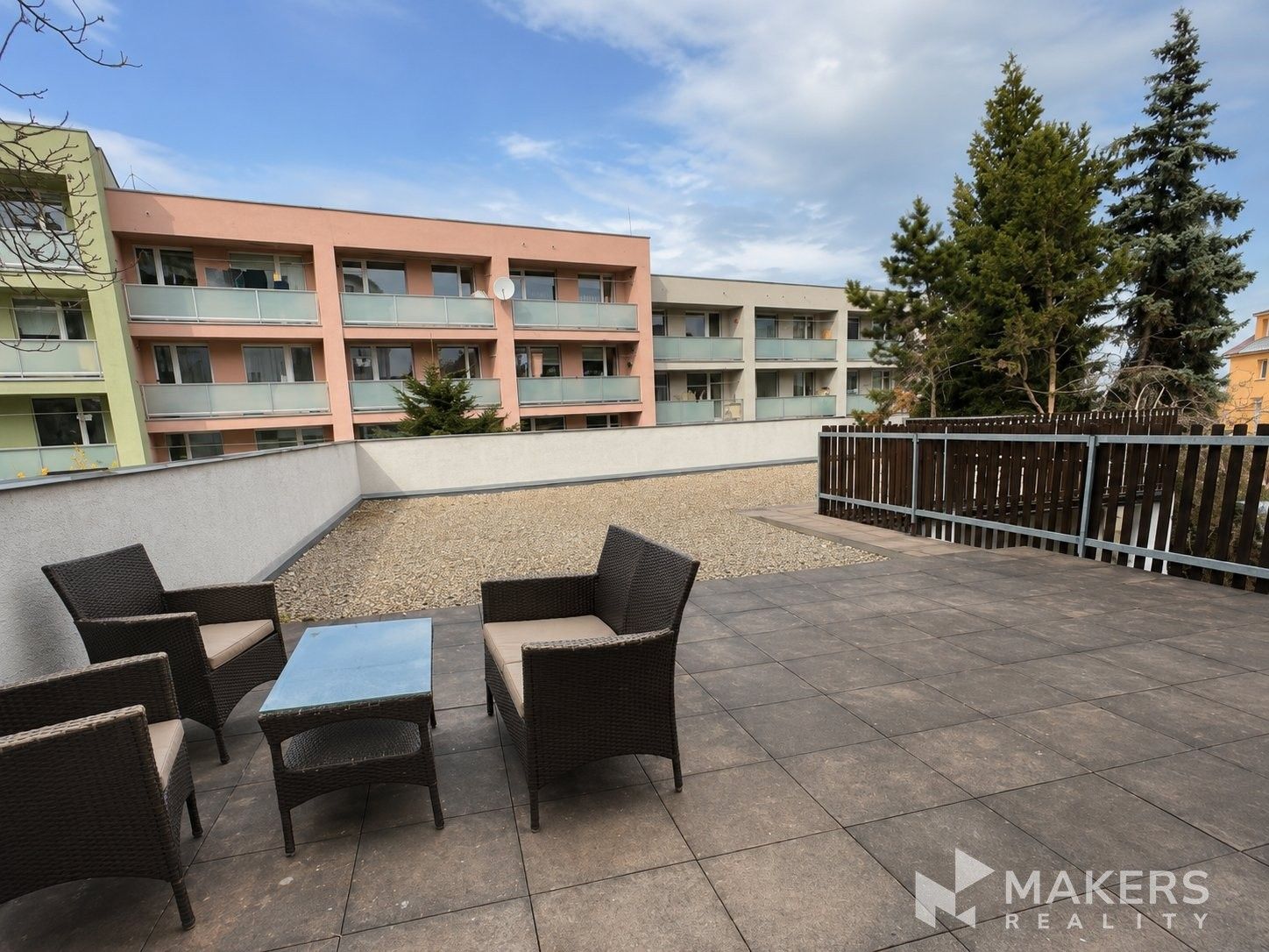 Pronájem bytu 2+kk 63 m² - foto 6