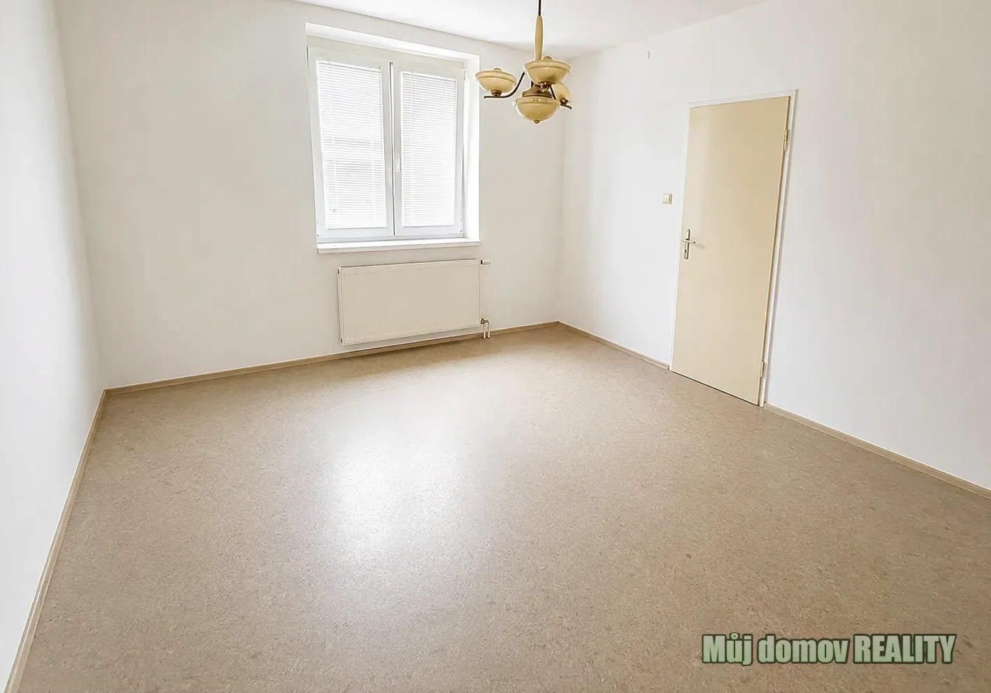Pronájem bytu 2+kk 40 m² - foto 2