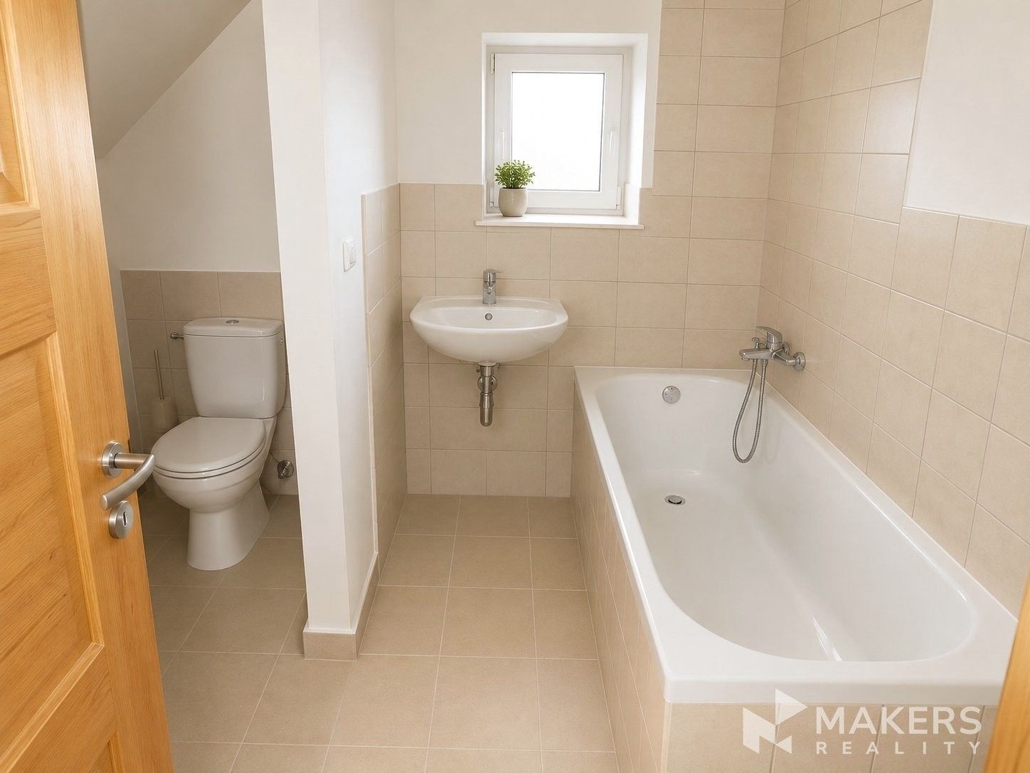 Pronájem bytu 3+kk 100 m² - foto 8