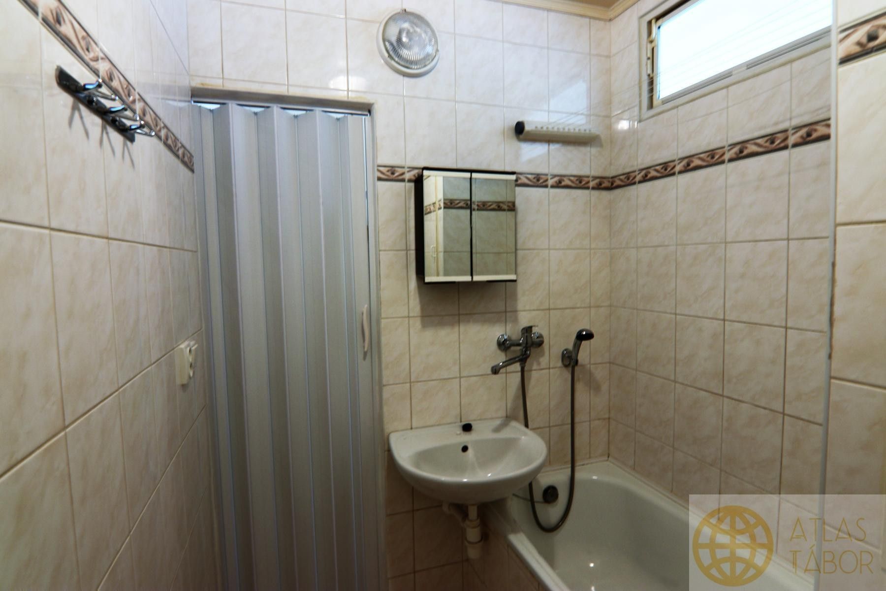 Pronájem bytu 1+1 36 m² - foto 4