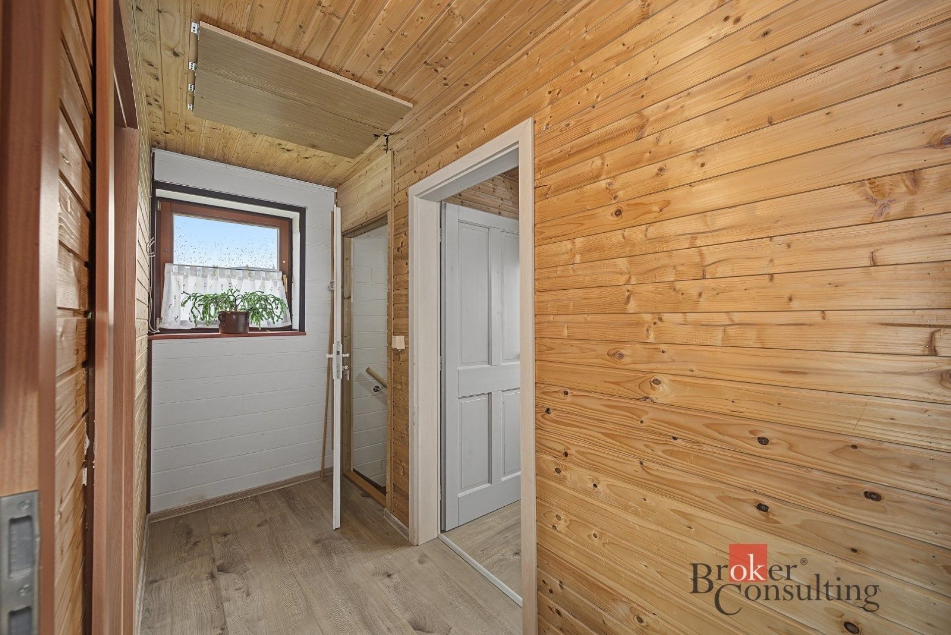 Prodej nemovitosti 130 m² - foto 5