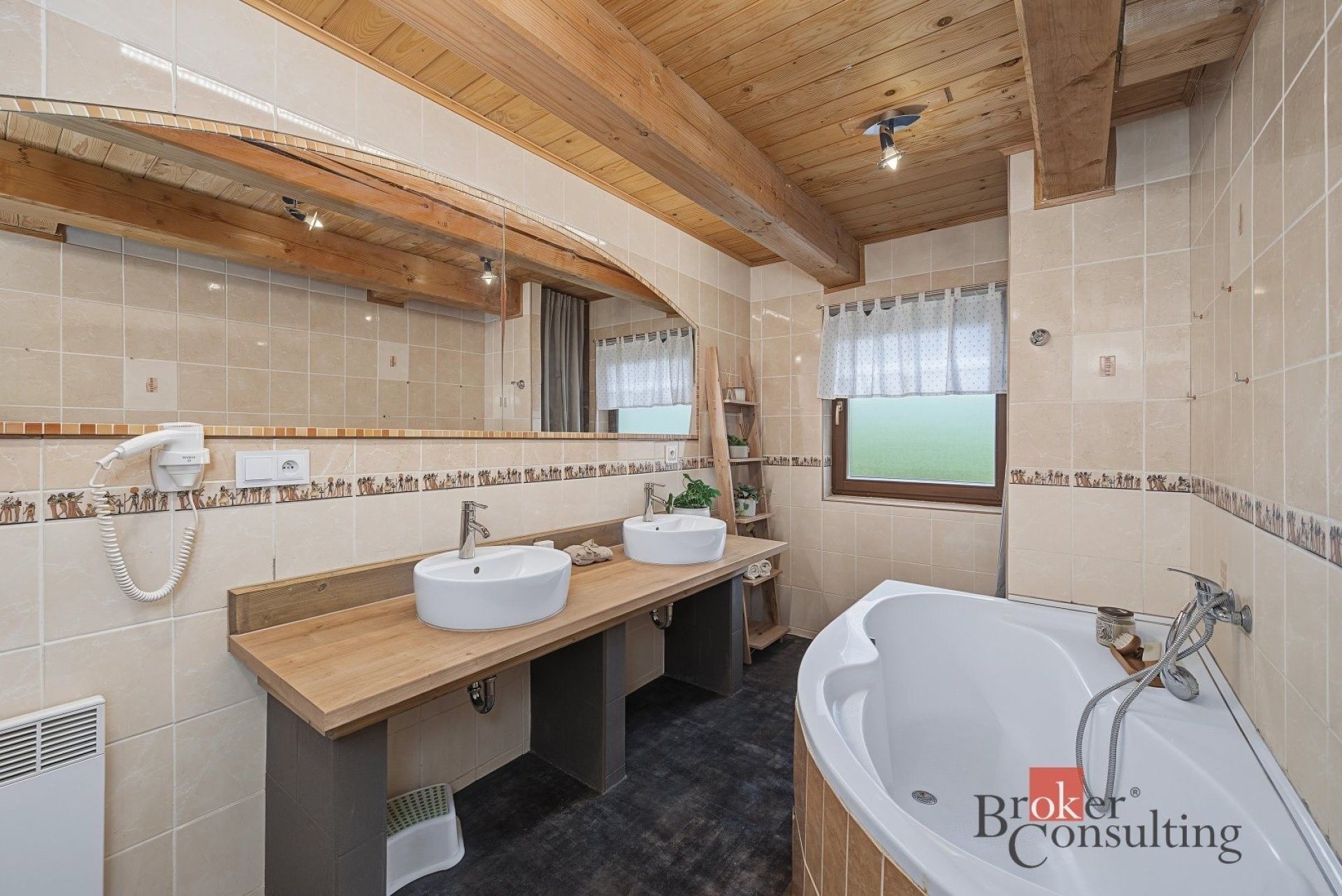 Prodej nemovitosti 130 m² - foto 19
