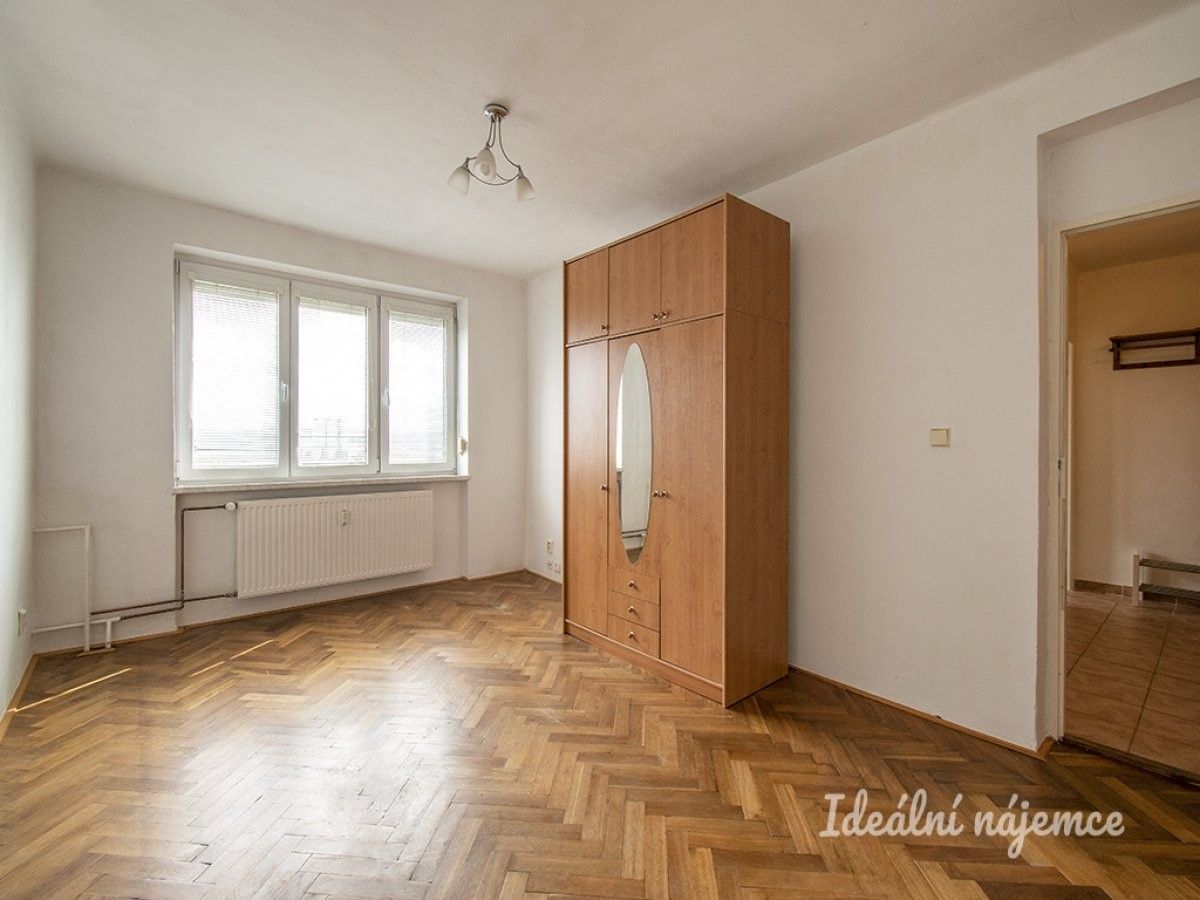 Pronájem bytu 2+1 52 m² - foto 4