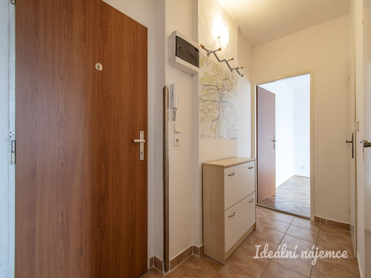 Pronájem bytu 2+1 52 m² - foto 2