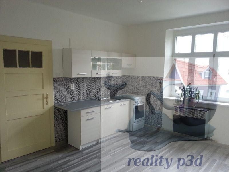 Pronájem bytu 2+1 65 m² - foto 1