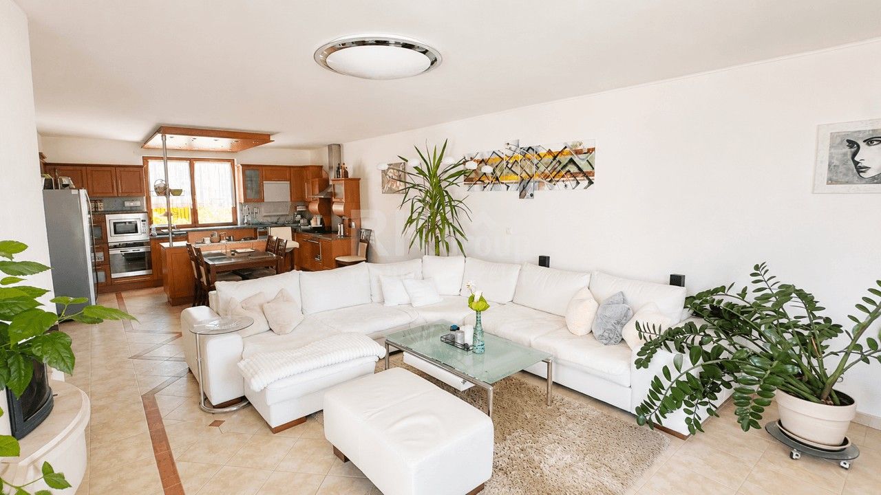 Prodej domu 213 m² - foto 3