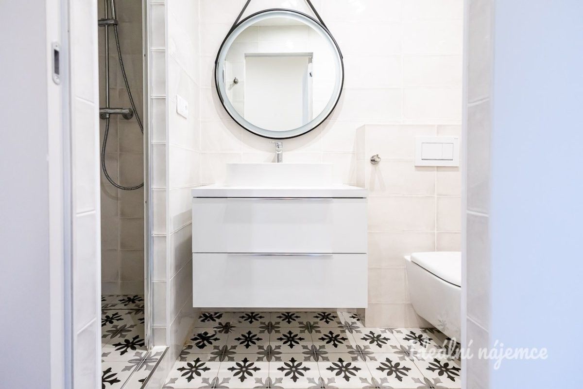 Pronájem bytu 1+kk 48 m² - foto 10