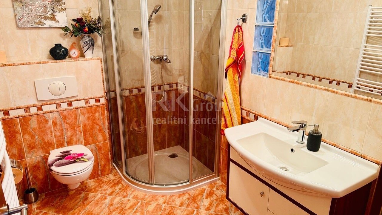 Prodej domu 213 m² - foto 11
