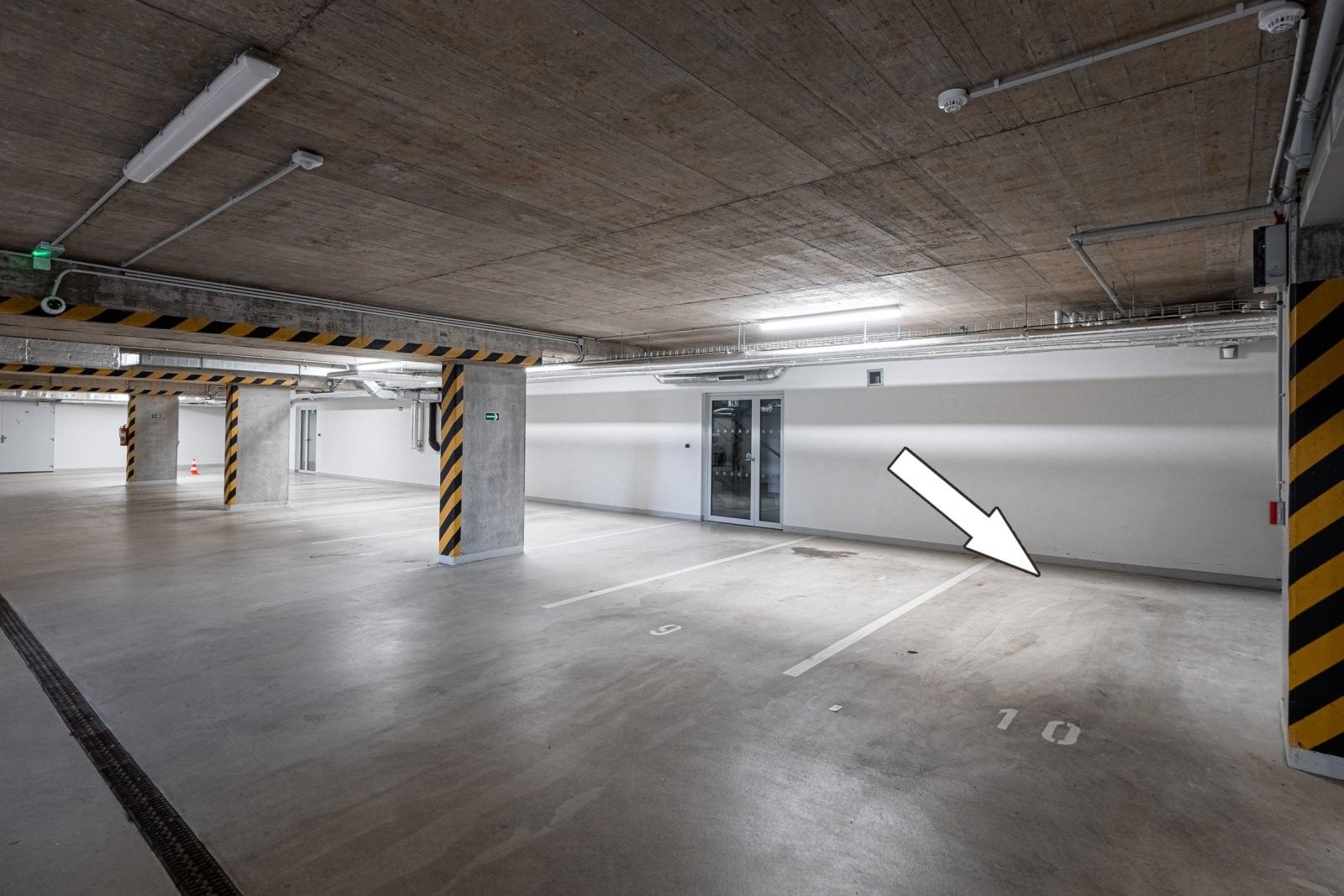Pronájem bytu 3+kk 86 m² - foto 17