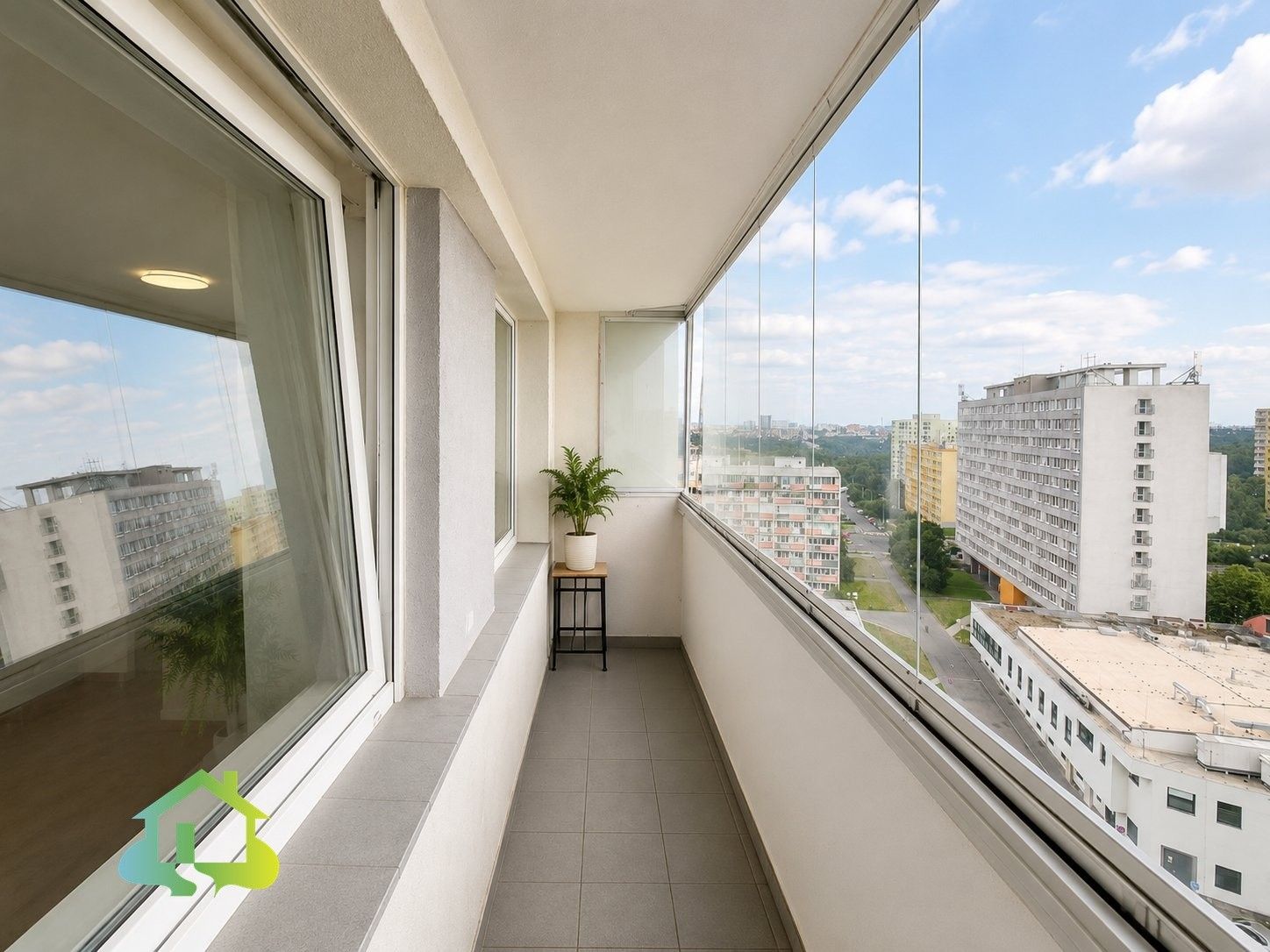 Pronájem bytu 3+kk 62 m² - foto 5