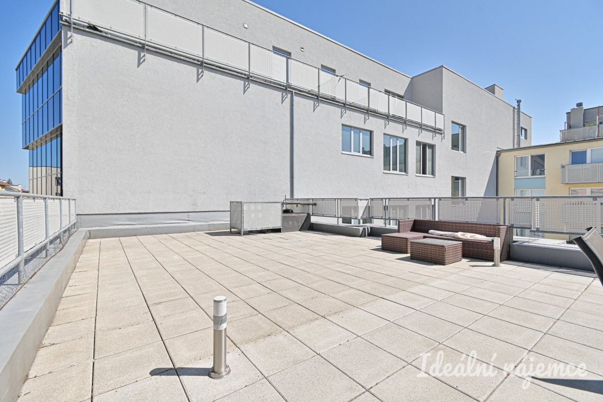 Pronájem bytu 2+kk 47 m² - foto 16