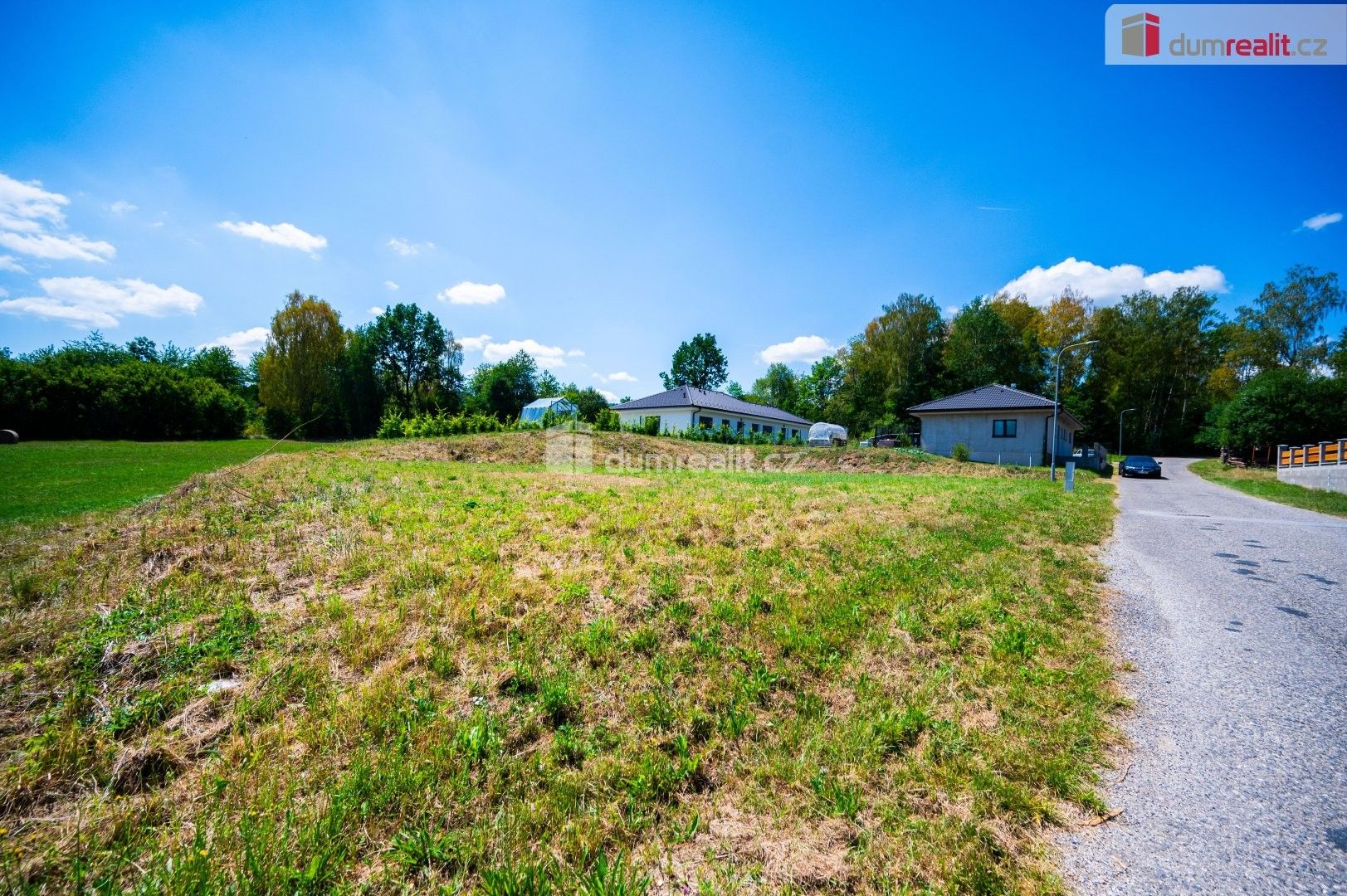 Prodej pozemku 840 m² - foto 2