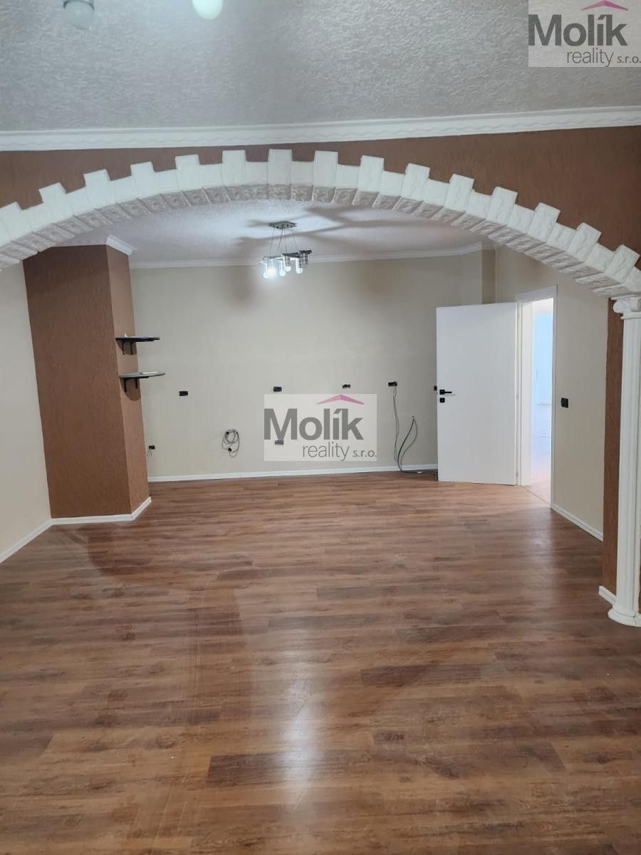 Prodej bytu 4+kk 150 m² - foto 4