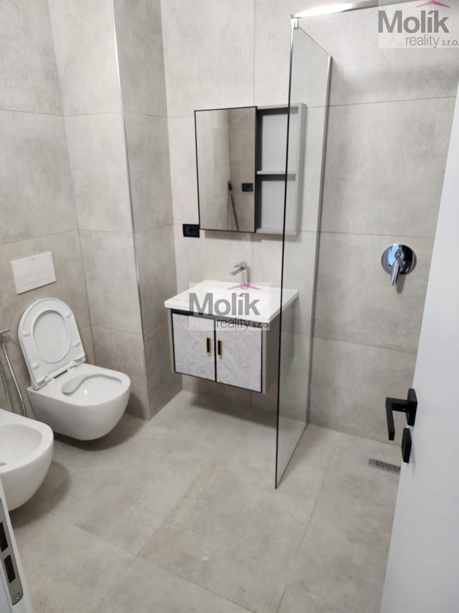 Prodej bytu 4+kk 150 m² - foto 8