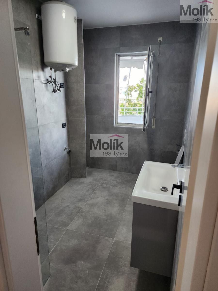 Prodej bytu 4+kk 150 m² - foto 9