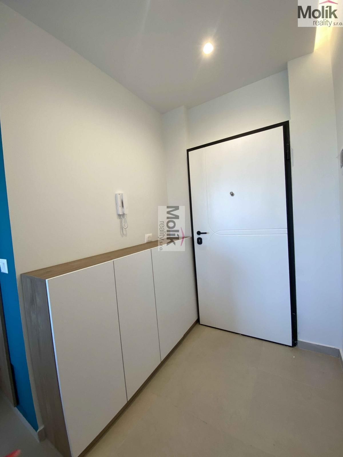 Prodej bytu 2+kk 65 m² - foto 12