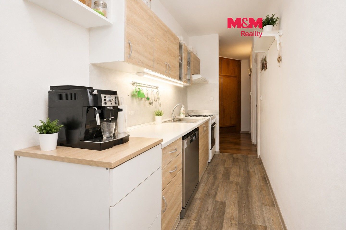 Prodej bytu 3+1 69 m² - foto 1