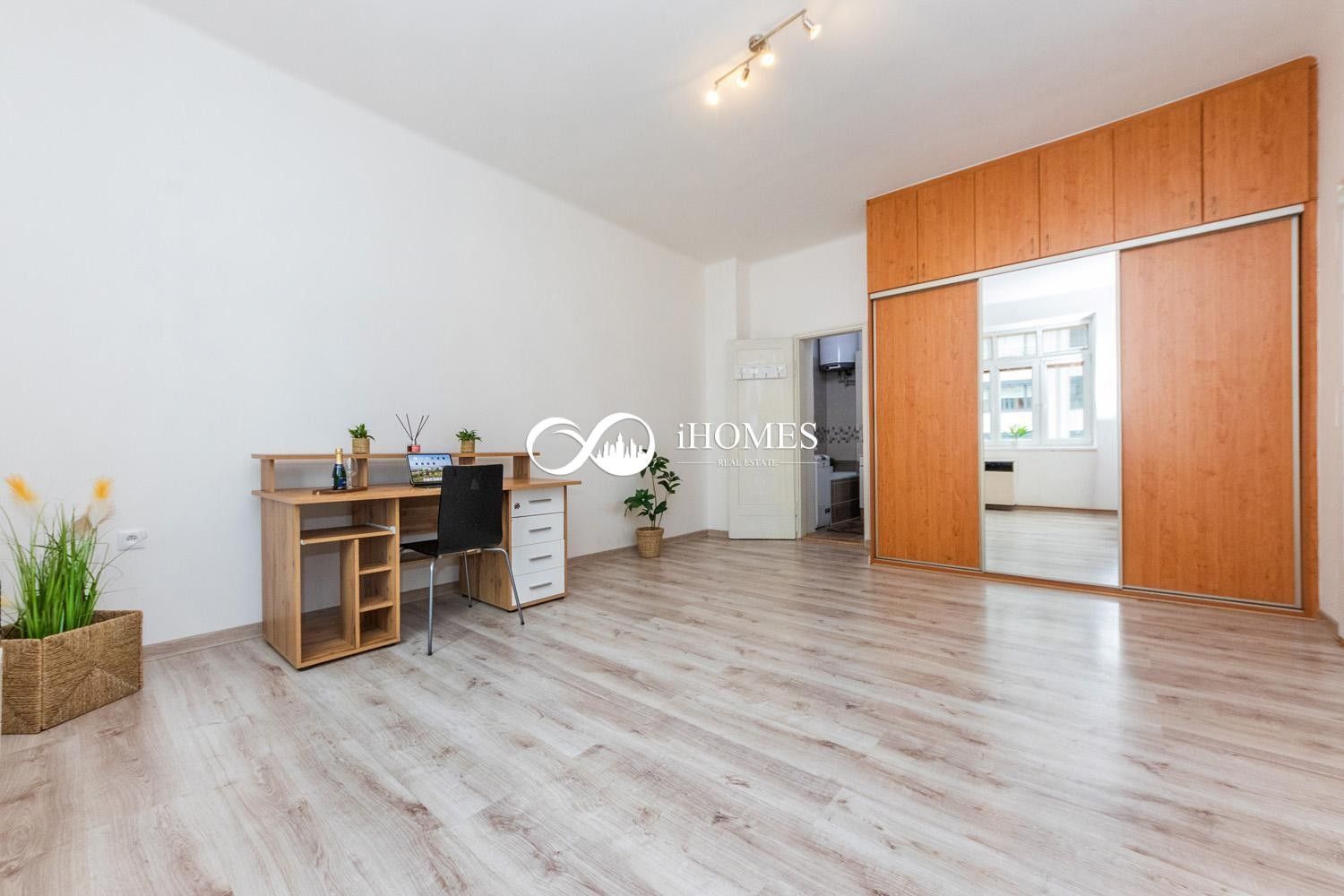 Prodej bytu 1+1 55 m² - foto 8