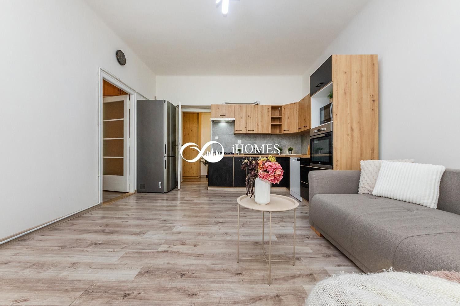 Prodej bytu 1+1 55 m² - foto 4