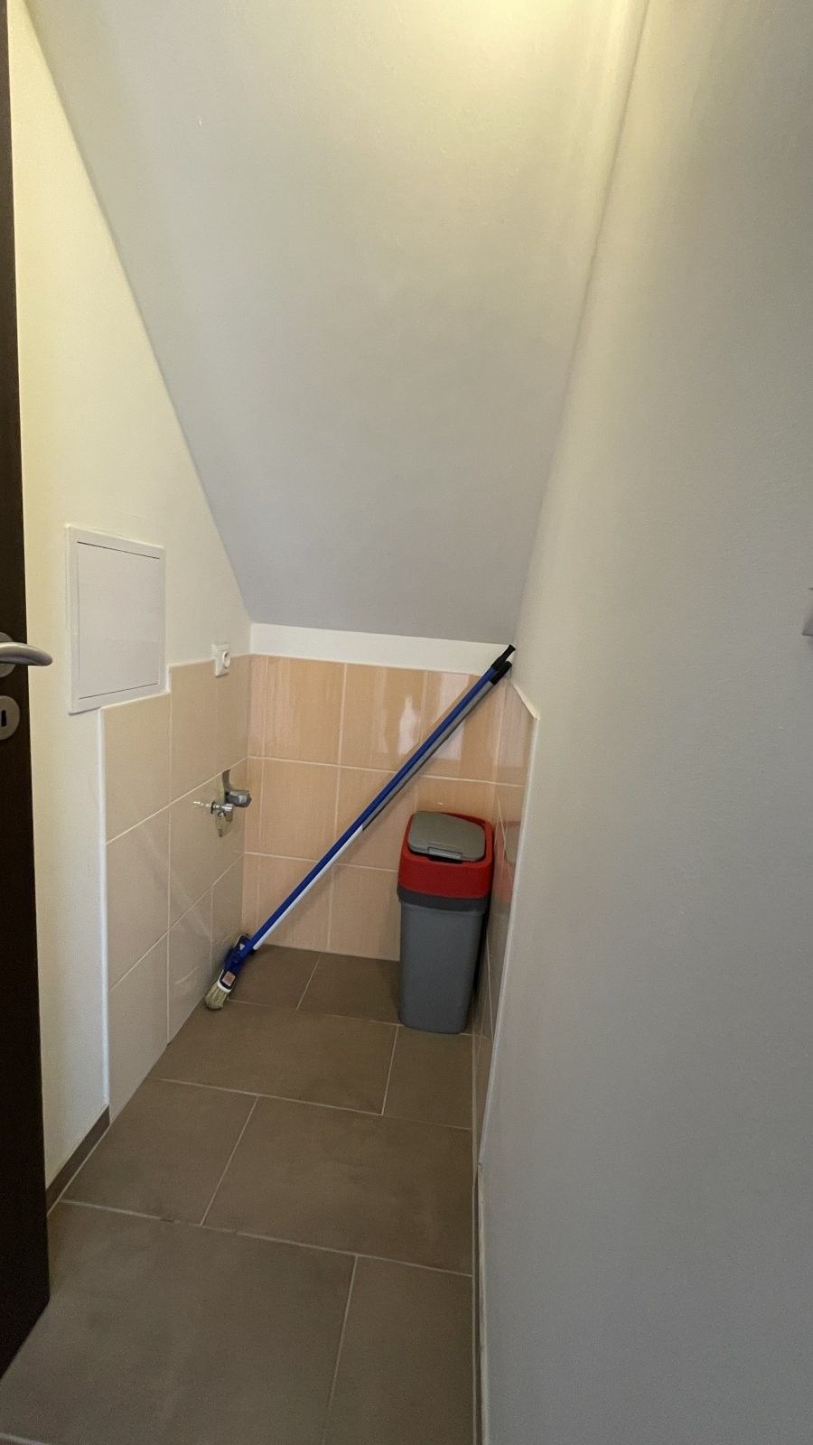 Pronájem bytu 2+kk 80 m² - foto 8