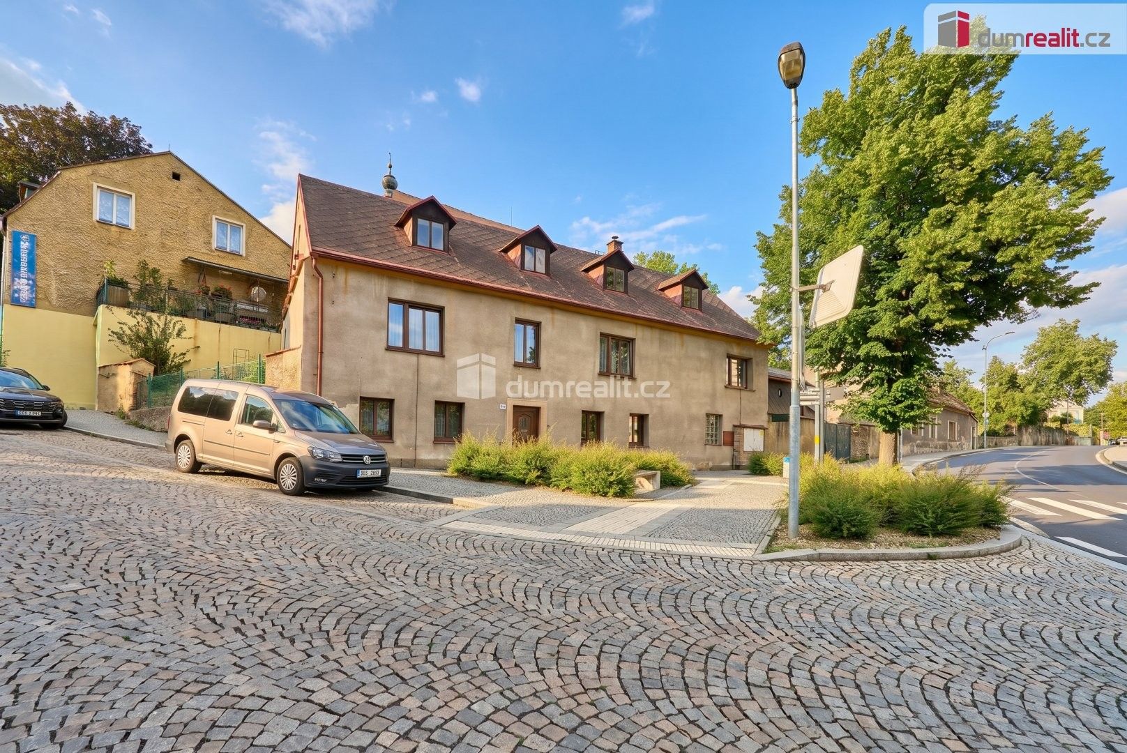 Prodej domu 260 m² - foto 1