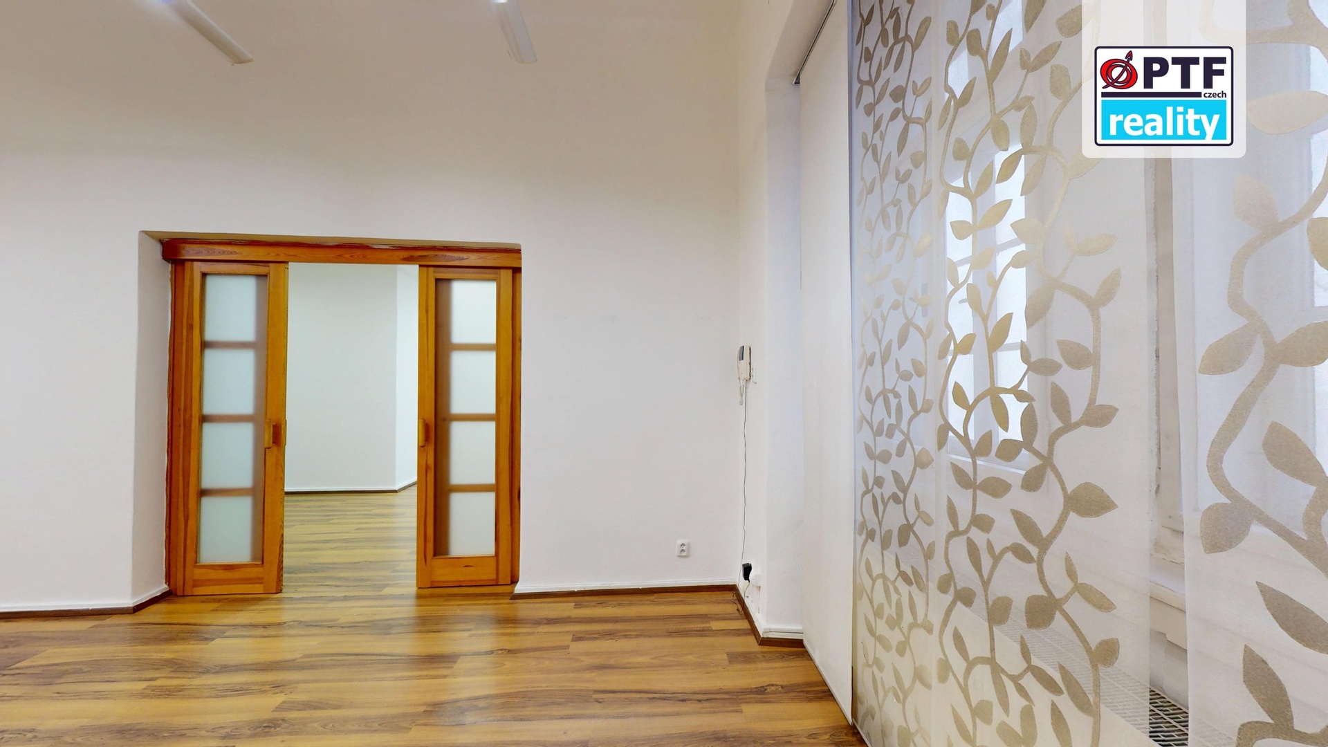 Pronájem reprezentativních prostor k podnikání, 60 m² – Plzeň, Dominikánská ulice - foto 1