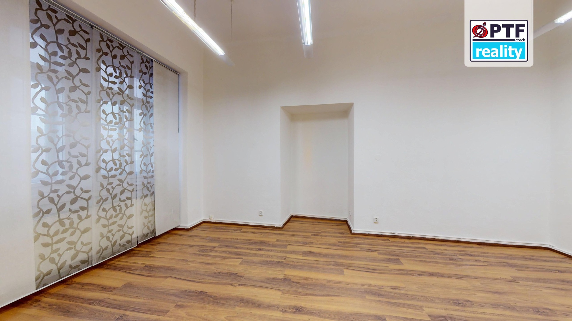 Pronájem reprezentativních prostor k podnikání, 60 m² – Plzeň, Dominikánská ulice - foto 5