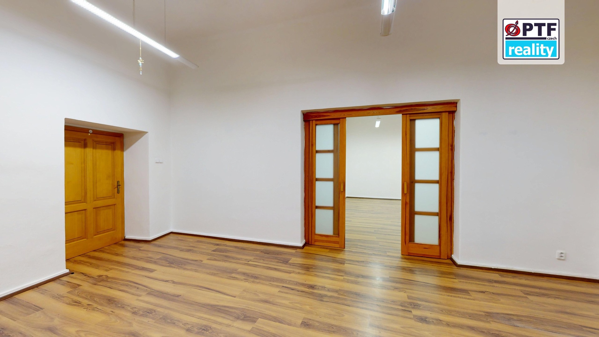 Pronájem reprezentativních prostor k podnikání, 60 m² – Plzeň, Dominikánská ulice - foto 4