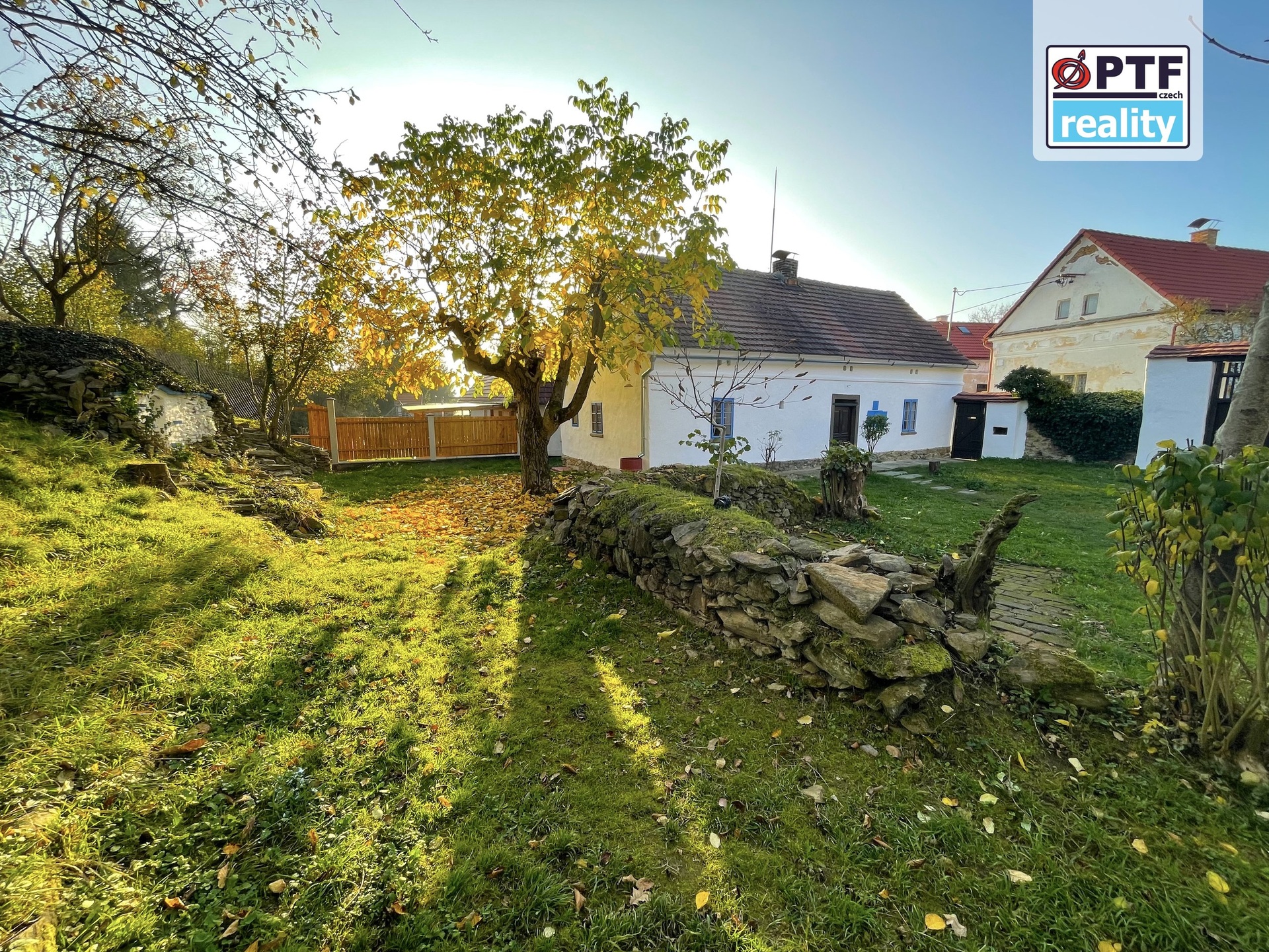 Prodej rodinné domy, 120 m² - Líšťany - Třebobuz - foto 1