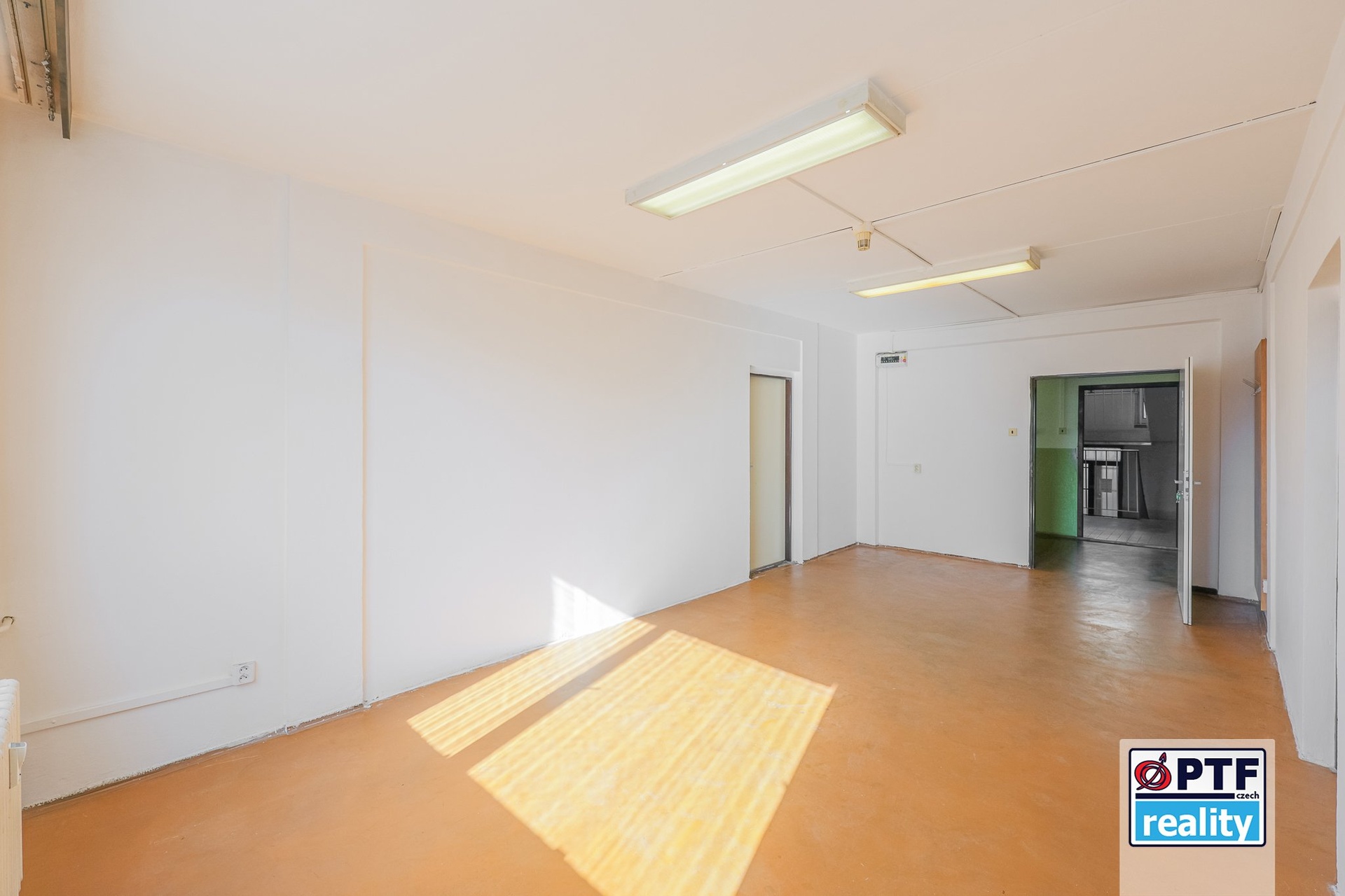 Pronájem výrobních/skladovacích prostor 50 m², Karlovy Vary - Bohatice - foto 2