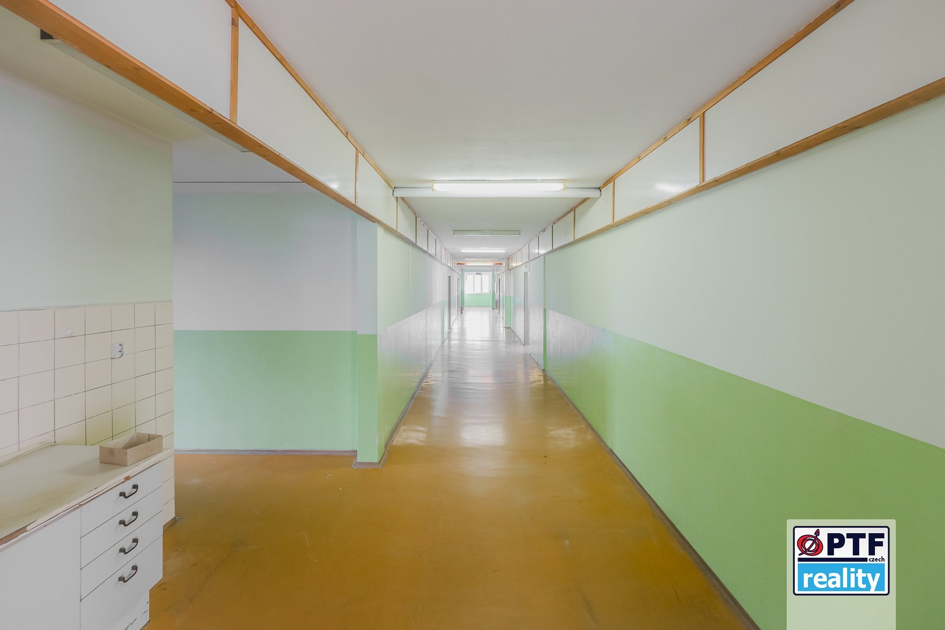 Pronájem výrobních/skladovacích prostor 50 m², Karlovy Vary - Bohatice - foto 4